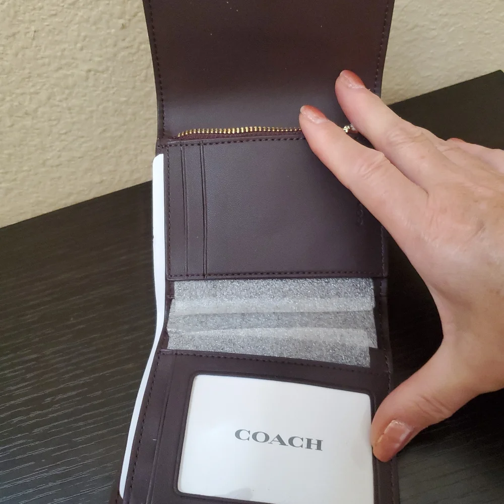 Coach Small Trifold Wallet In Signature Canvas - Picture 9 of 13